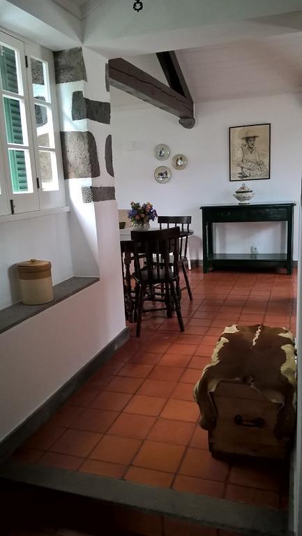 Monserrate - Galera Cottage Caloura Eksteriør bilde