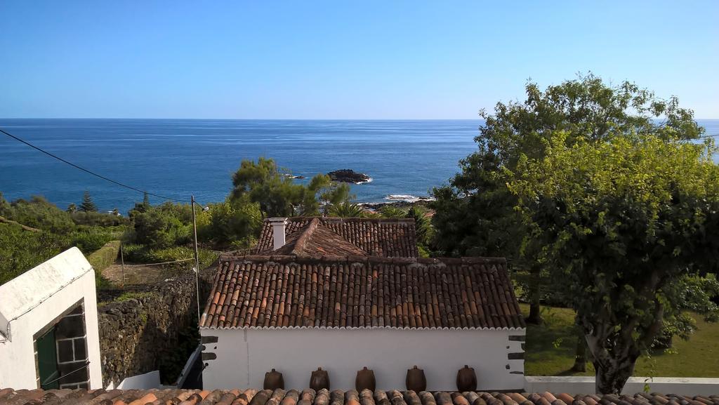 Monserrate - Galera Cottage Caloura Eksteriør bilde