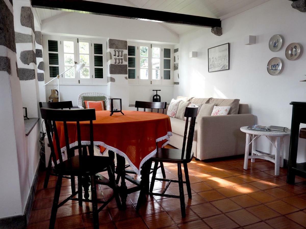 Monserrate - Galera Cottage Caloura Eksteriør bilde